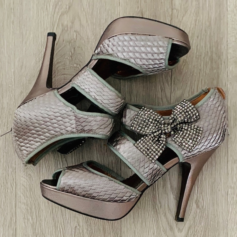NWB Poetic License Rhinestone Heels Size 9.5